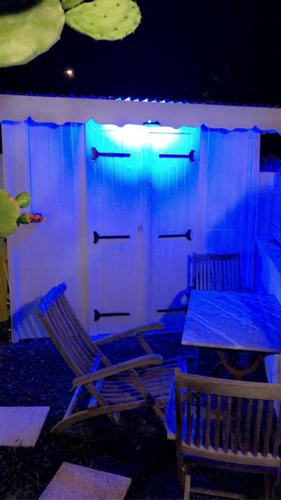 Le Sable Bleu - Evasion Tropicale A Sainte-Anne - Plage 5Min - Piscine - Parking - Logement Climatise - Vue Sur Les Palmiers - Parfait Pour Sejours En Famille Ou Entre Amis 외부 사진