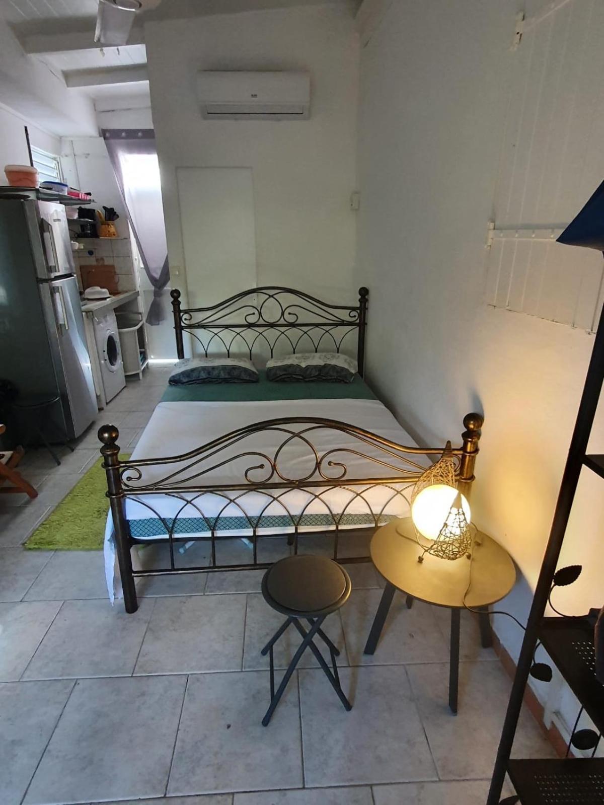Le Sable Bleu - Evasion Tropicale A Sainte-Anne - Plage 5Min - Piscine - Parking - Logement Climatise - Vue Sur Les Palmiers - Parfait Pour Sejours En Famille Ou Entre Amis 외부 사진